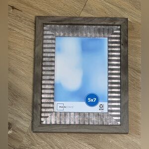 Mainstays Brown Wood and Silver Corrugated Metal Picture Frame